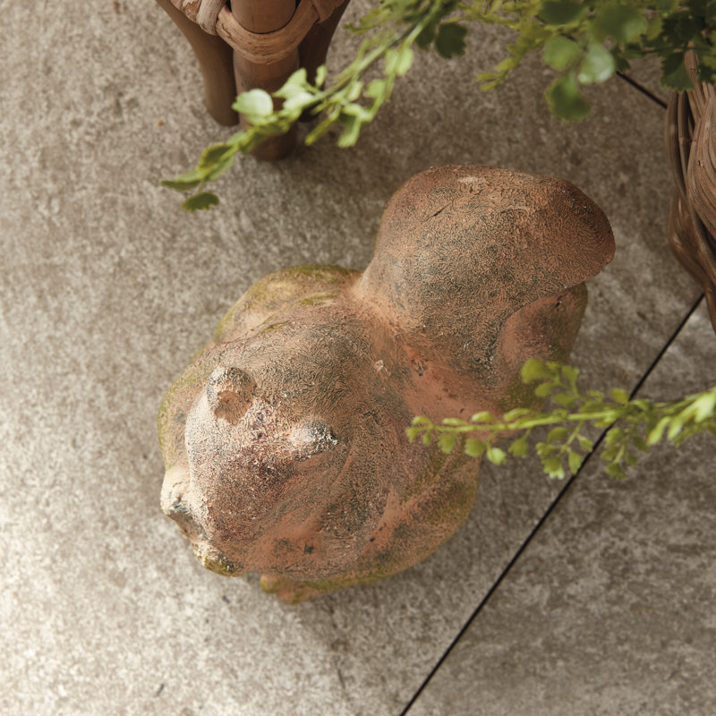 Doogal Squirrel Terracotta Garden Statue