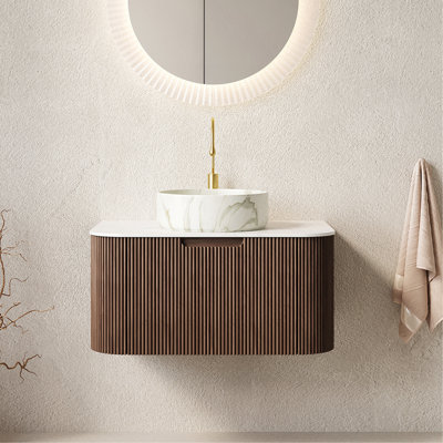 Meuble-lavabo 30 po, armoire de rangement rayée à bords arrondis avec tiroir, lavabo rond en céramique blanc et plateau en pierre frittée blanche, pré-assemblé, noyer foncé