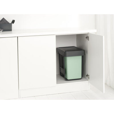 Bac de recyclage en plastique à double compartiment Sort & Go, 2 x 4 gallons (2 x 15 L)