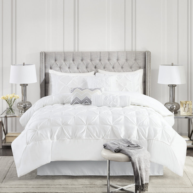 Édredon blanc grand 7 pièces - édredon de luxe, taies décoratives, coussins décoratifs, jupe de lit inclus avec coussins et style contemporain