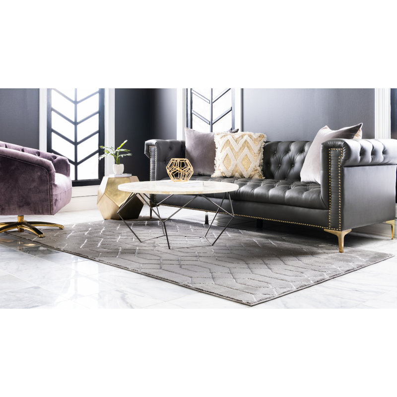 Regency Era Glam 4' x 6' Gray Silver Synthetic Trellis Rug
