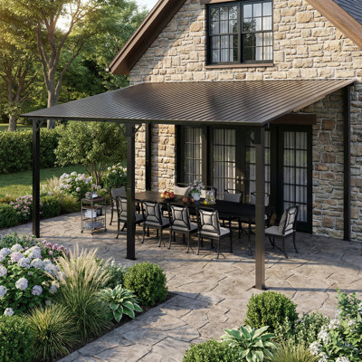 Pergola murale avec toit en acier galvanisé incliné et structure en aluminium