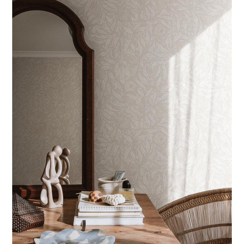 Villa Dalaro 2 Floral Wallpaper Roll, Sandstone
