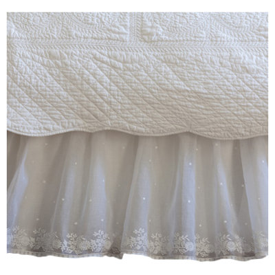 Daisy Dot Ruffled Bed Skirt