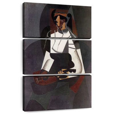 Avery, femme avec mandoline