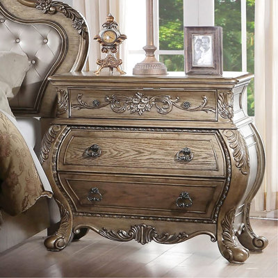Luxueuse chambre à coucher 3 table de chevet en chêne / noyer / ronce avec pattes à volutes et poignées antiques 3 tiroirs