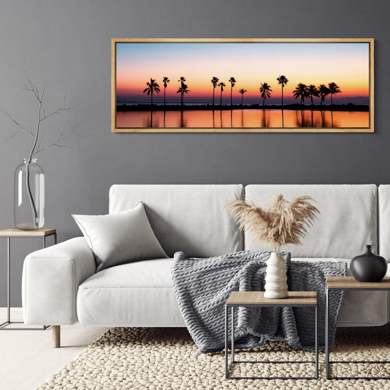 «Tropical Serenity Palm Tree Silhouette at Sunset Stripes Antique Retro Extra Large Wall Decor», reproduction encadrée