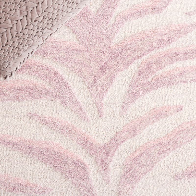 Vinney Ebony Hand Tufted Wool Cotton Animal Print Rug in Ivory/Pink, Rectangle 5' x 8'