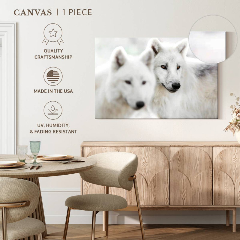 Brampt White Wolf II, 30" H x 45" W