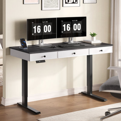 Bureau debout électrique avec 3 tiroirs et prises de courant Farmhouse, bureau de direction réglable en hauteur pour le bureau personnel