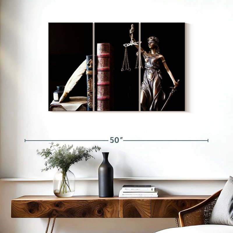 Alcaraz Lady Justice, H 24 po x l 38 po