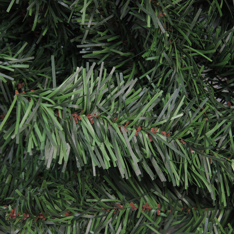 Couronne de Noël artificielle Canadian Canadian Pine, Vert, L 48 po x H 48 po x P 6 po
