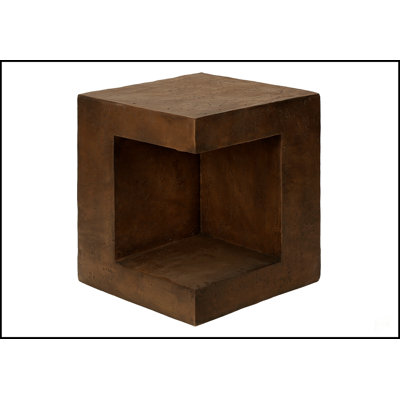 Table d'appoint contemporaine en noyer, hauteur de 25 pouces, utilisation intérieure / extérieure, table de chevet polyvalente ou table de bout avec découpe et tablette inférieure