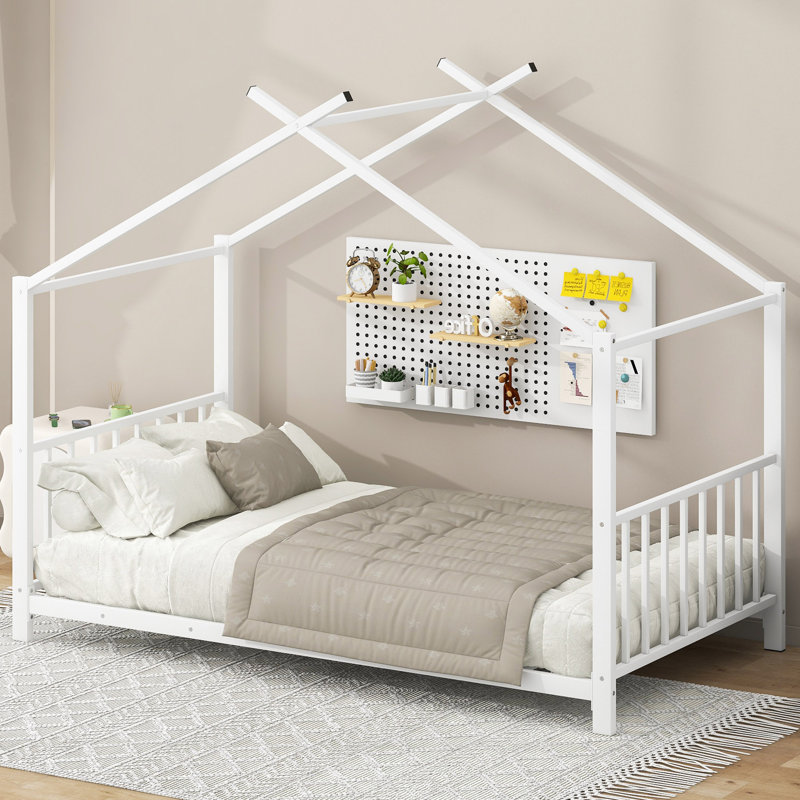 Lit plateforme simple en métal, Blanc