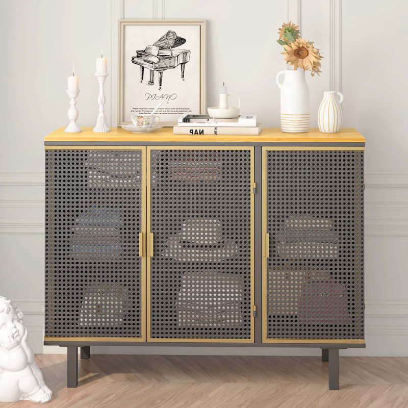 Hallock 40.35'' Sideboard
