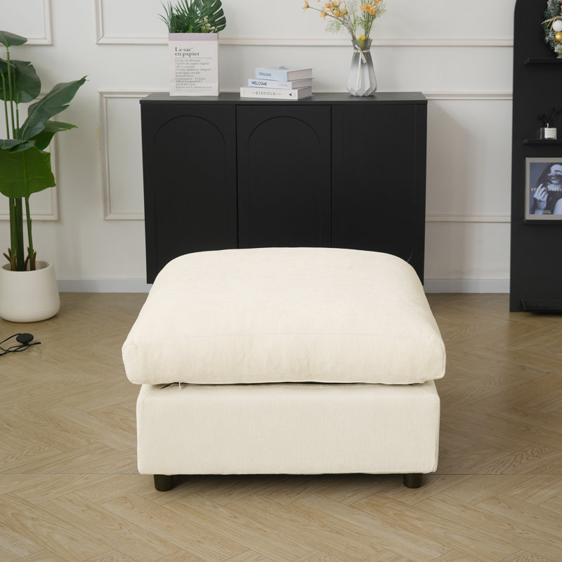 Repose-pieds rembourré 33,5 po Kessi, Beige