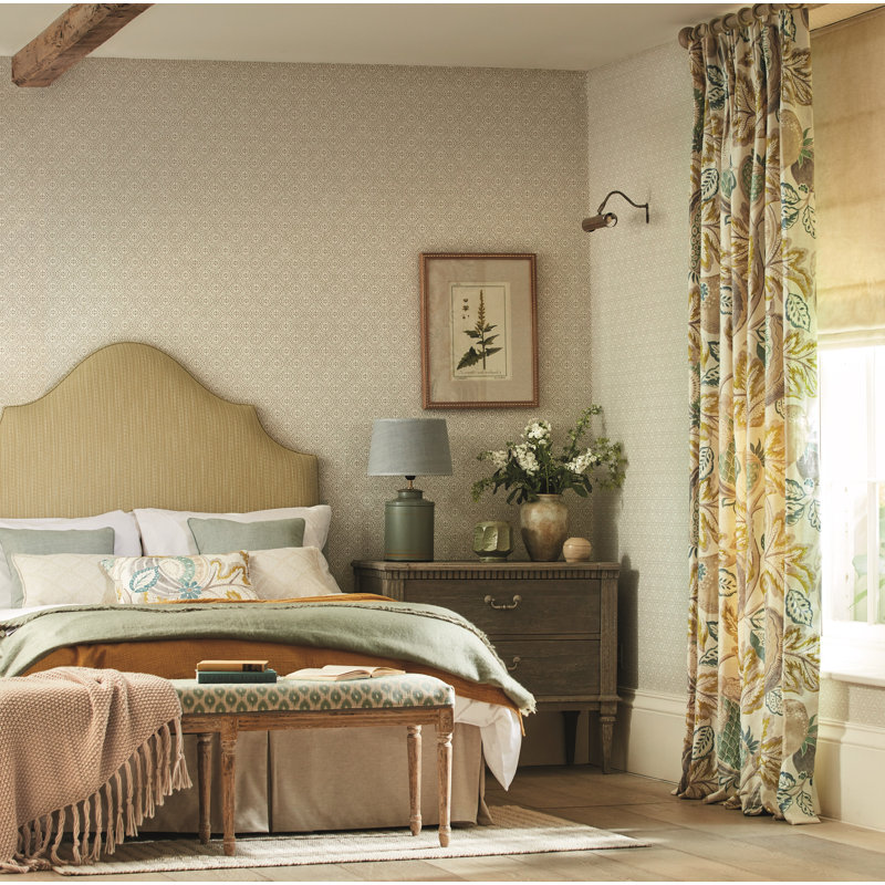 Pinjara Trellis Wallpaper, Linen