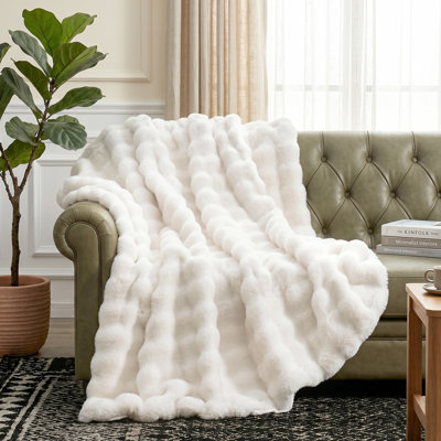 Haalan Cozy Faux Rabbit Fur Soft Reversible Throw Blanket