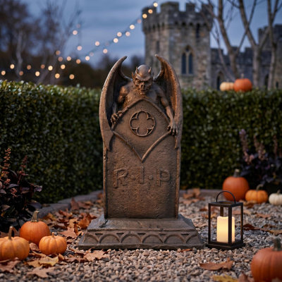The Vampire Weather Resistant and UV Resistant Halloween Outdoor Decoration