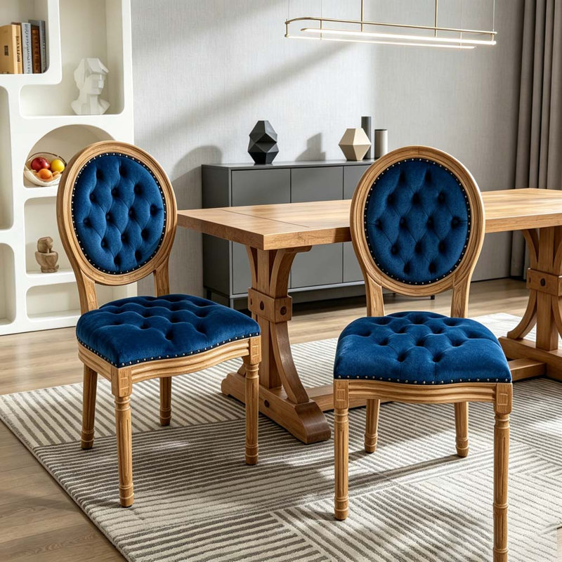 Chaise en bois massif avec garniture cloutée, Blue