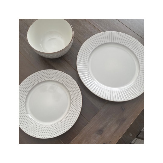 Hub Piece Stoneware Dinnerware Set - Service for 4