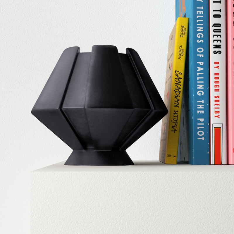 Kleiber Ceramic Novelty Lamp, Carbon Matte Black, LED