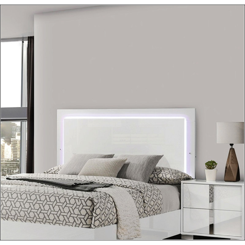 Contemporary White Eastern King Size Bed