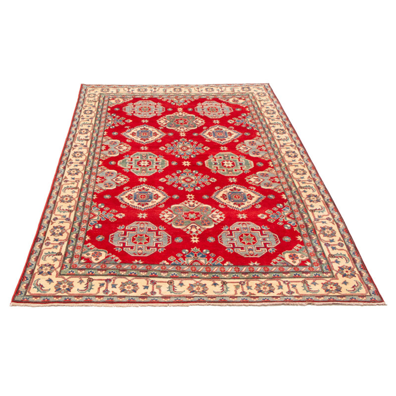 Tapis rouge Finest Ghazni 6 pi 6 po x 9 pi 10 po
