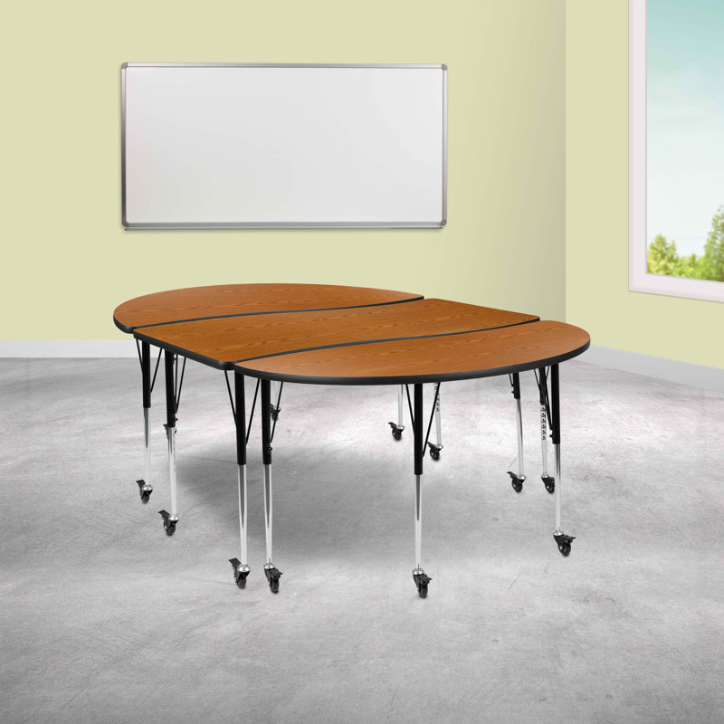 Ensemble de 3 tables d'activités Goddard, Chêne, L 60 po x P 86 po x H 22 à 30 po