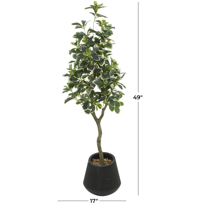 Plante artificielle traditionnelle en pot