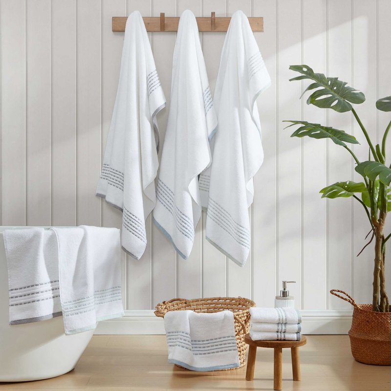 Cliff Side Cotton 3 Piece Towel Set, White/Green