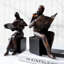 Serre-livres lecteur sculpture
