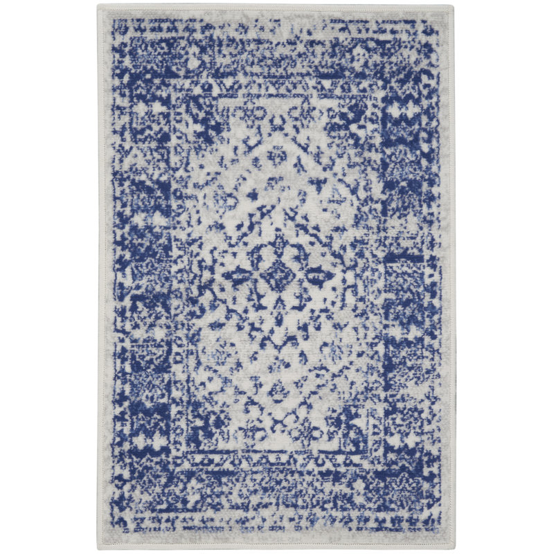 Oriental Indoor Rug, Rectangle 2' x 3'