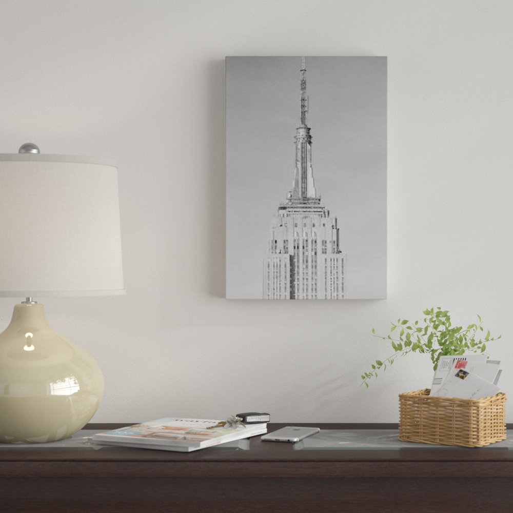 'Empire State Building, NYC II' Photographic Print on Canvas East Urban Home Mat 