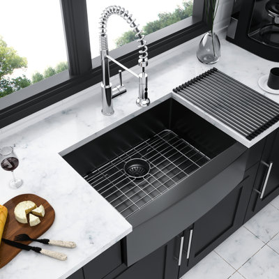 Évier de cuisine 27 po, noir acier, acier inoxydable 16G, débit d'eau régulier, tablier noir 27 po x 21 po x 10 po pour augmenter l'espace de rangement
