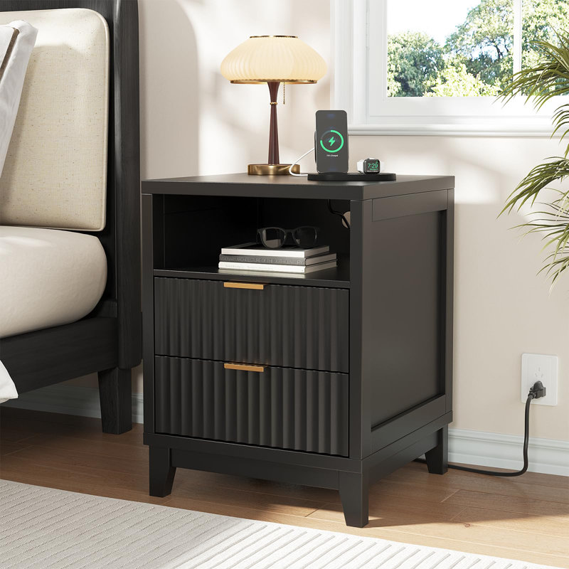 17.7'' Fluted Nightstand With Charging Station, Black