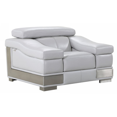 Demitrius Recliner