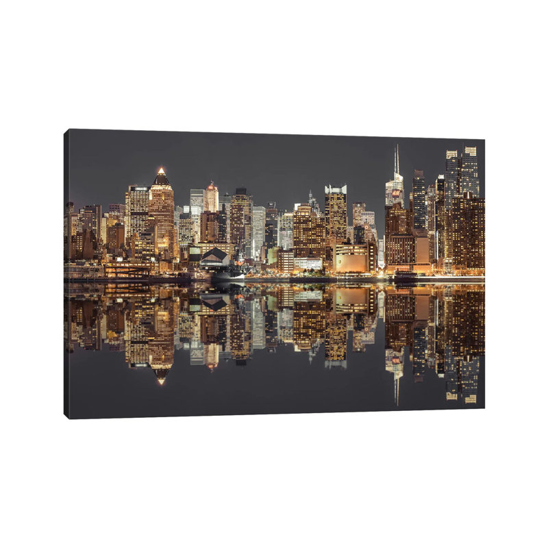 New York V by Assaf Frank - Wrapped Canvas Print, 20.32 cm H x 30.48 cm W