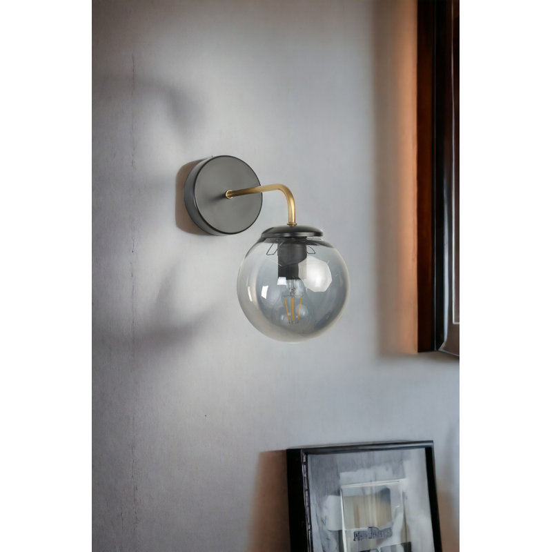 Libertytown LED Wallchiere, Black