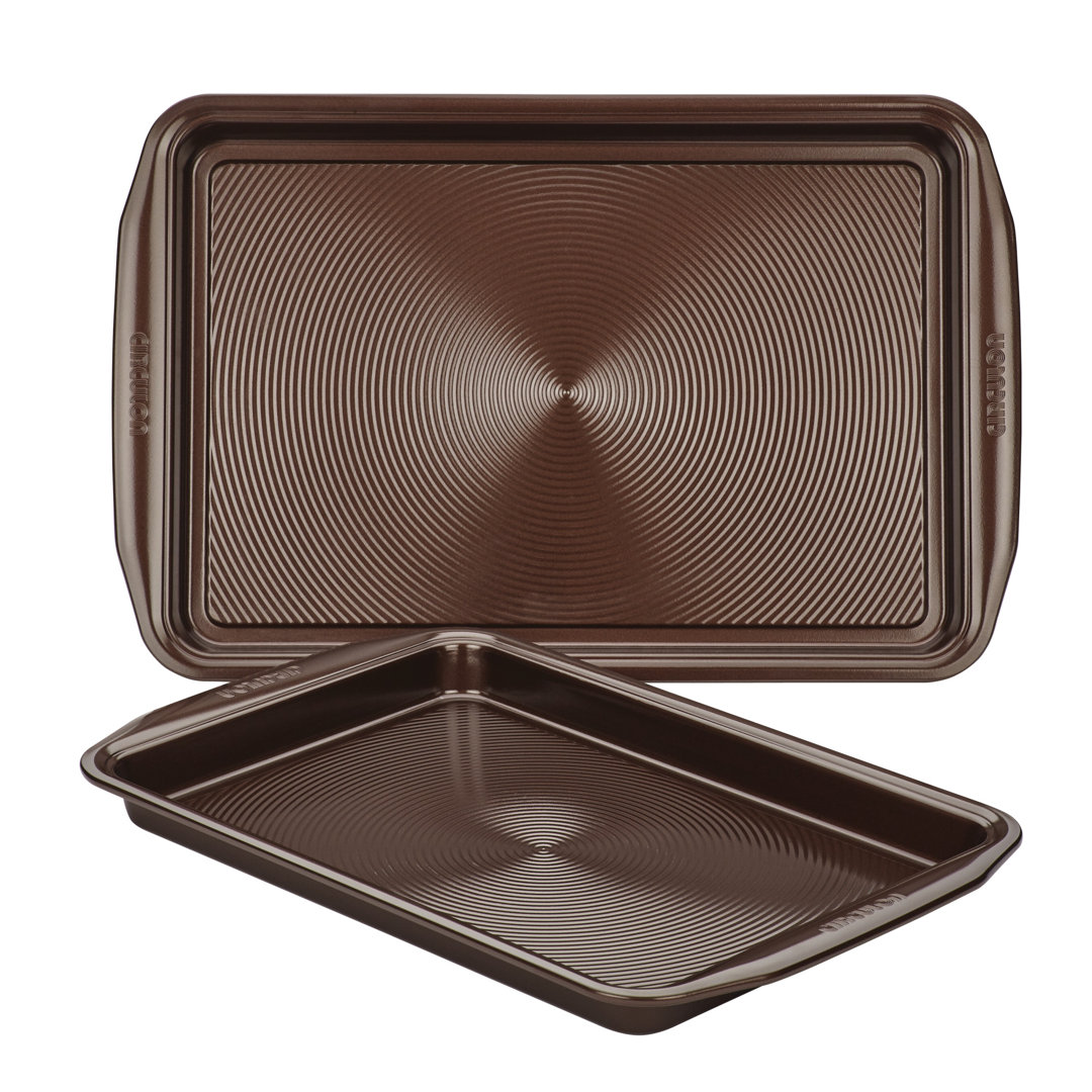 Circulon Bakeware Nonstick Baking Pans / Cookie Pan Set, 9 Inch x 13 Inch and 10-Inch x 15-Inch Circulon Color: Chocolate Brown