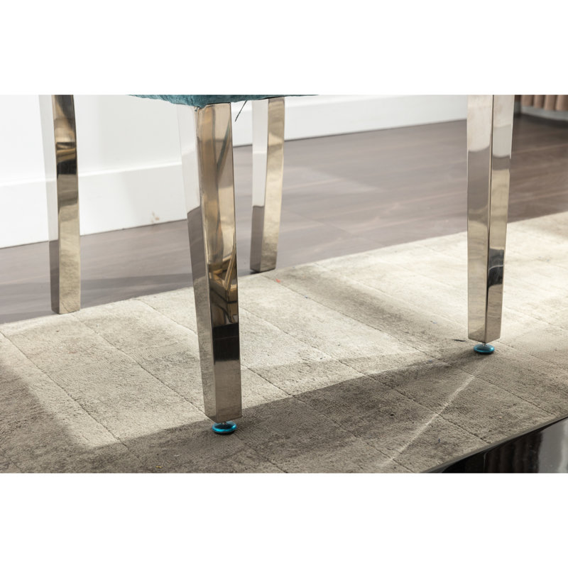 De 2 chaises de salle à manger bleues avec boutons élégants - conception, pieds réglables et peau de chenille pour le confort, structure en bois massif, pieds en acier inoxydable, ressorts en forme de S