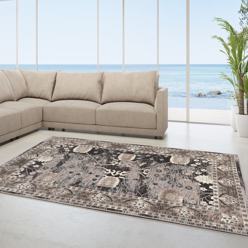 Tapis oriental beige et gris Silvie, Rectangle 5 pi x 7 pi 6 po