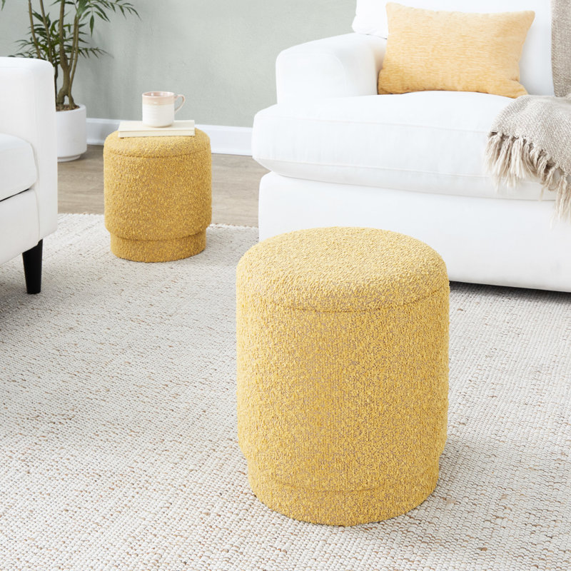 Tissu jaune avec esthétique moderne, couvercles amovibles pour la fonction de rangement, rembourrage en mousse pour une expérience confortable, deux repose-pieds, aucun assemblage requis, capacité de 250 lb, utilisation à l'intérieur, largeur de 14,6 po