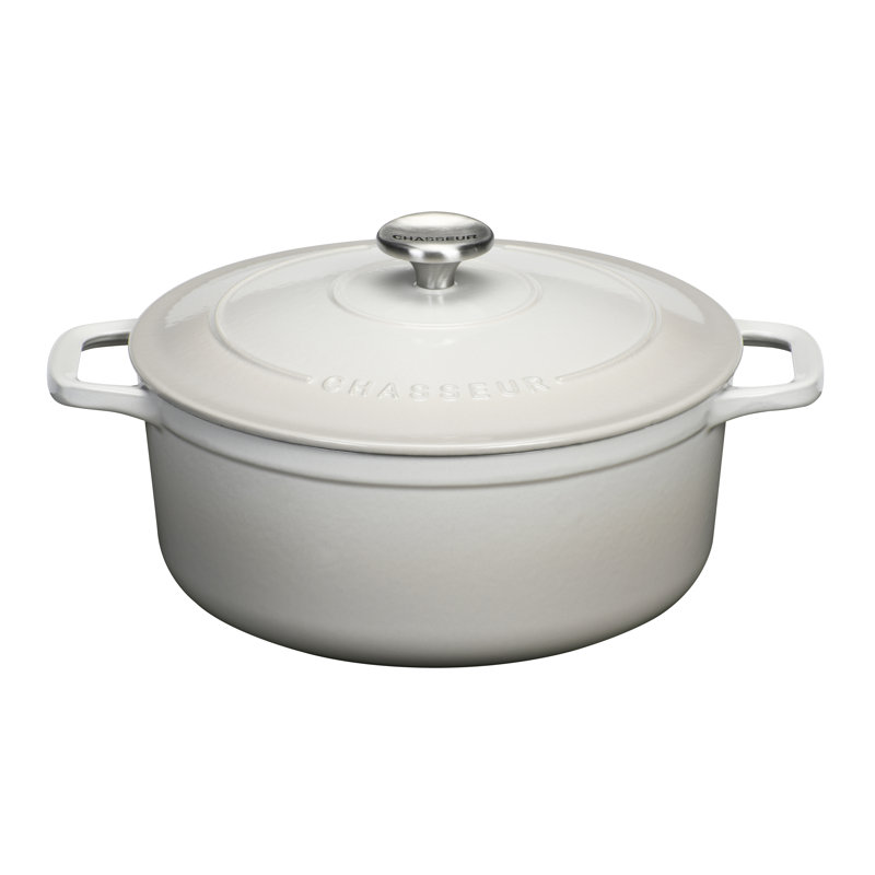 Cocotte en fonte émaillée ovale 7,25 pintes Chasseur - crème Macadamia, H 16 po x l 10,75 po x P 10,75 po, Crème, crème