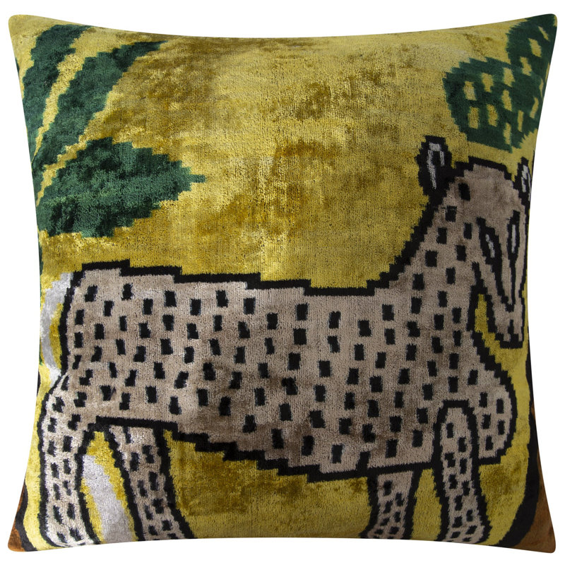 Coussin en velours de soie fait à la main à motif animalier - 20 x 20, jaune éclatant avec motif vert et beige, insert en duvet de plumes