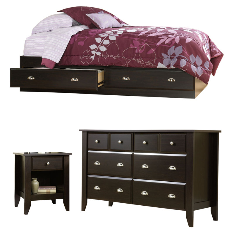 Krumm Piece Bedroom Set