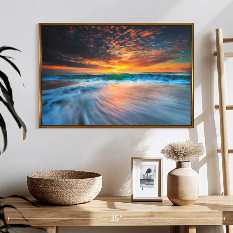 Cloudscape sur Malwae, Cadre flottant doré, 25 po x 17 po