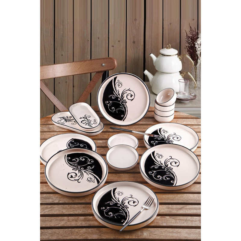 Momsen Ceramic Dinnerware