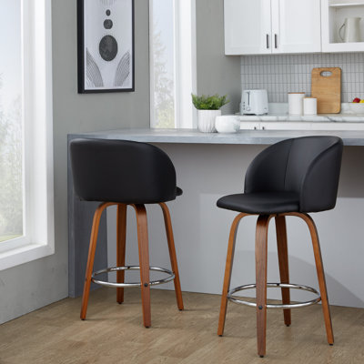 Tabouret de comptoir à hauteur fixe avec pivot en bois de noyer et similicuir noir avec repose-pieds rond en métal chromé - ensemble de 2