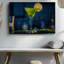 Toile «A Vibrant Green Cocktail», une surface brillante scintillante sous un doux art mural-630445475
